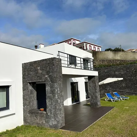 Deluxe House Vakantiehuis Angra do Heroísmo