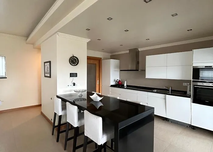 Deluxe House Angra do Heroísmo